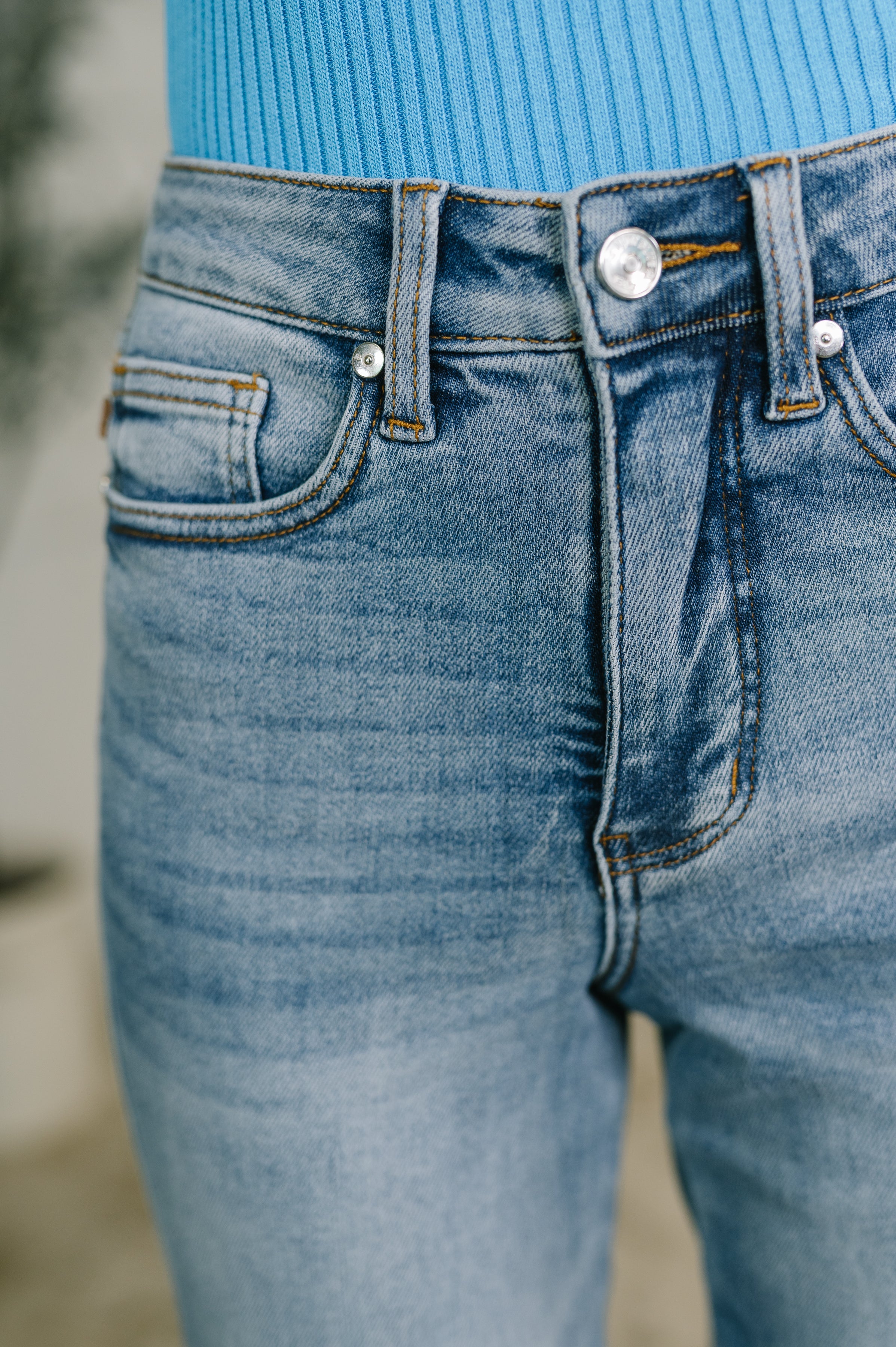 Judy Blue Carla High Waist Ankle Straight Jean in Break Through Blue