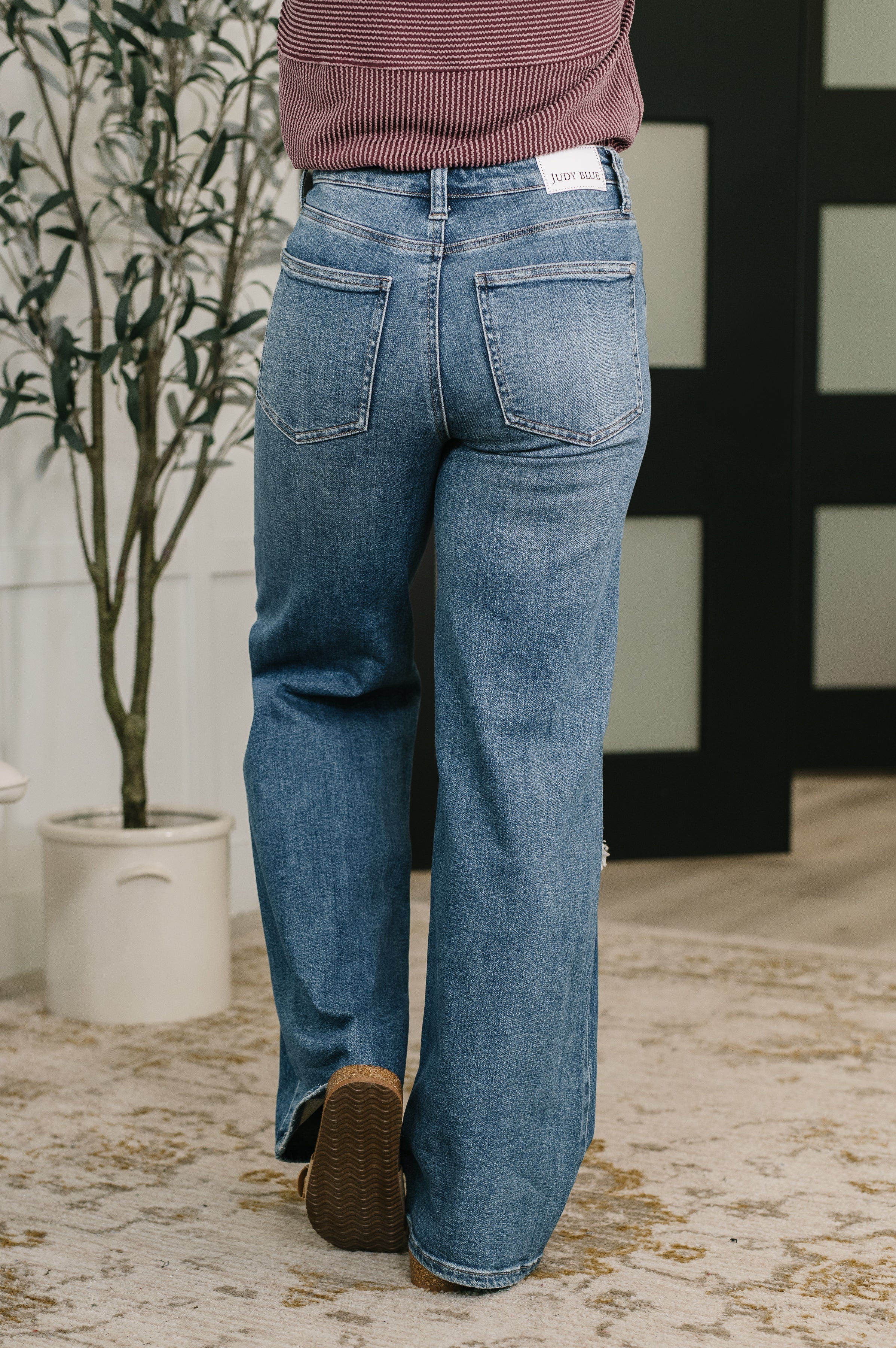 Judy Blue Roseanne High Waist Rigid Magic Column Straight Destricted Adjustable WS Tabs