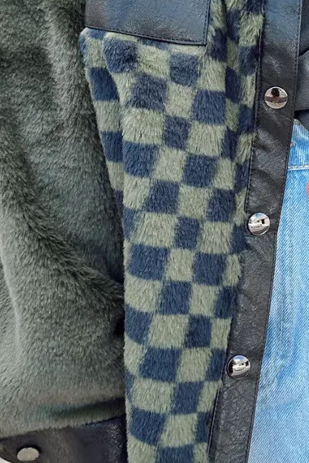 Pocketed Checkered Collared Neck Jacket