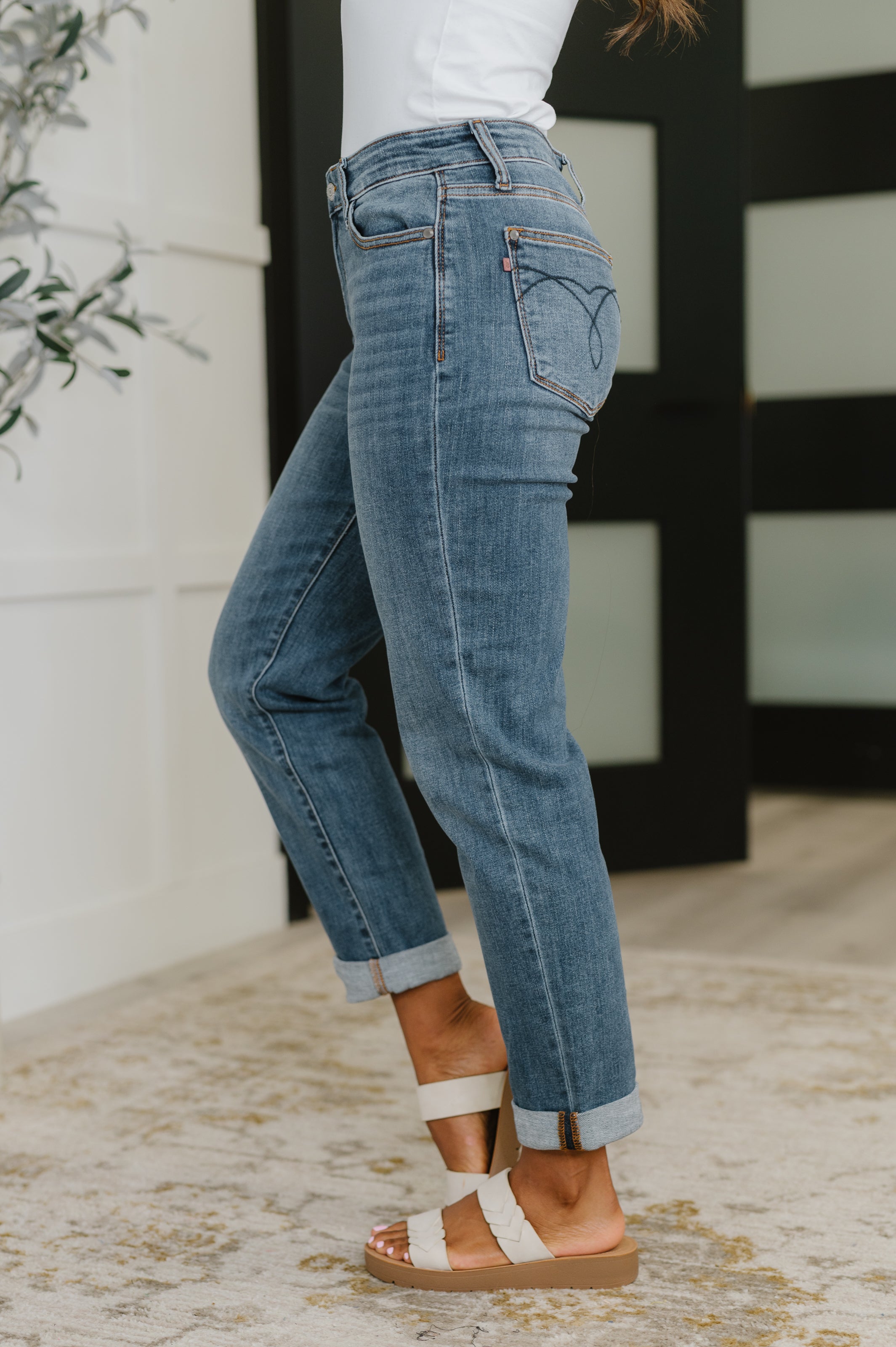 Judy Blue Colette Mid Rise Boyfriend Classic Cuffed