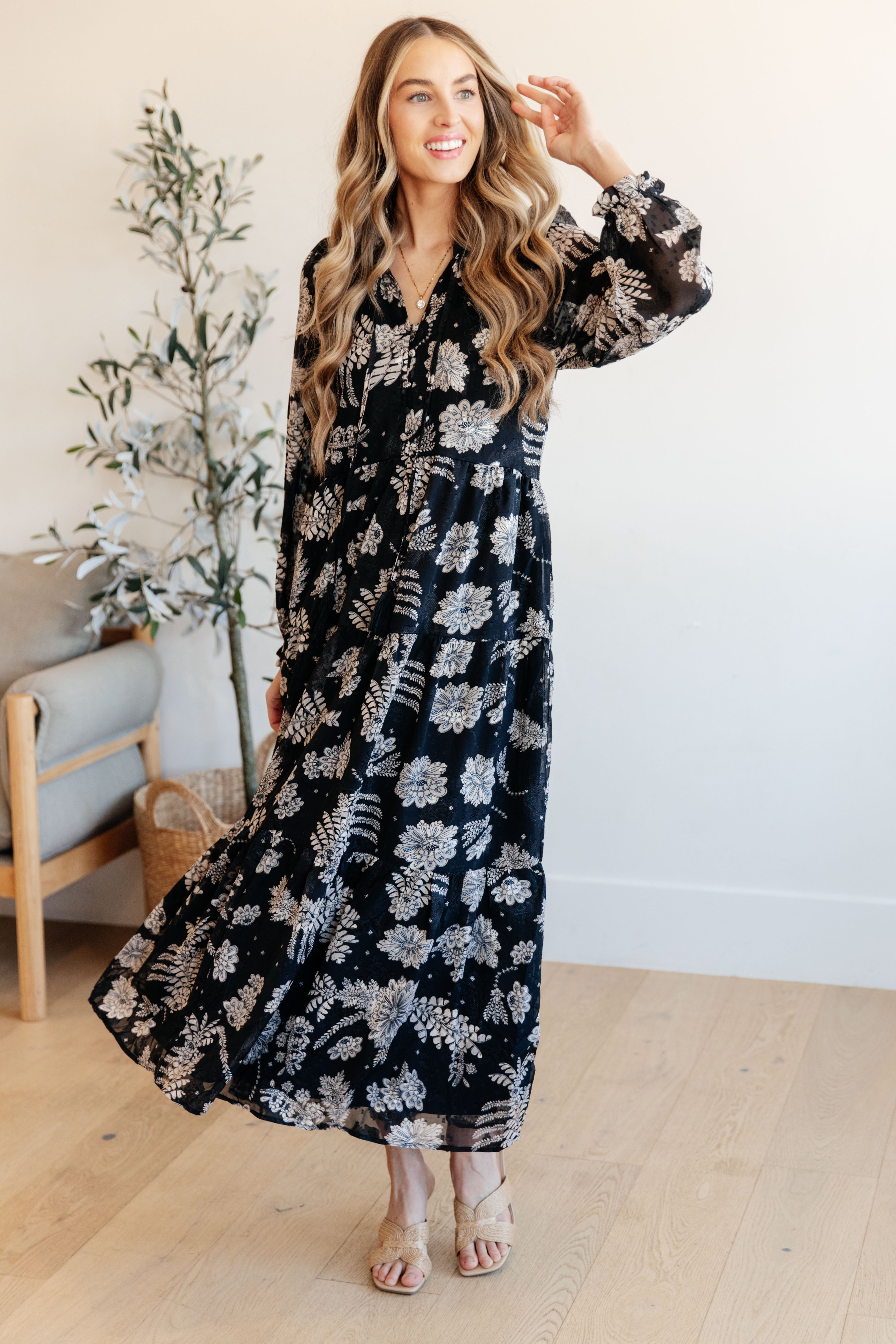 Come Take My Hand Floral Dress Womens Ave Shops   