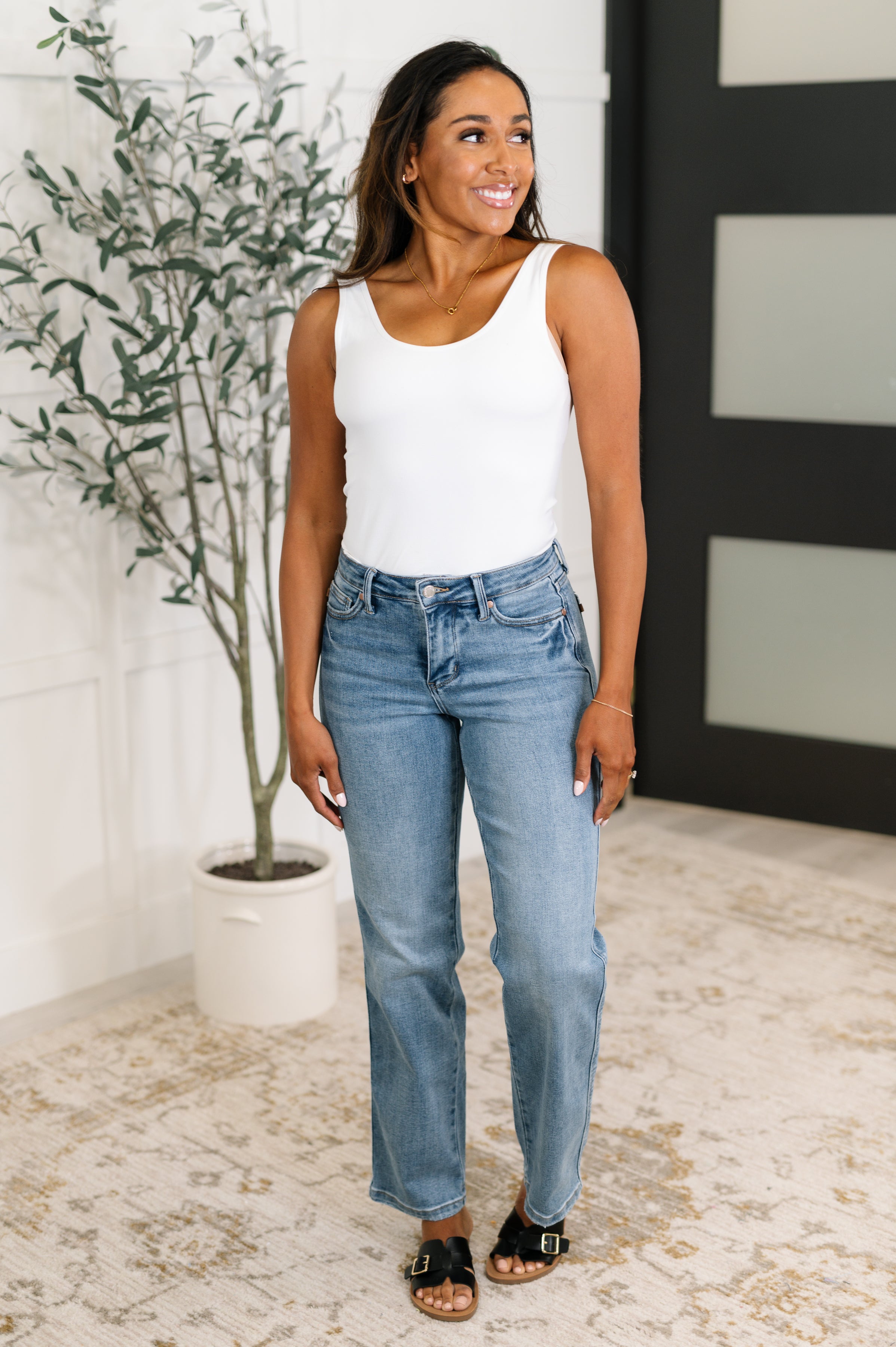 Judy Blue Corrine Mid Rise Control Top Vintage Straight Jeans