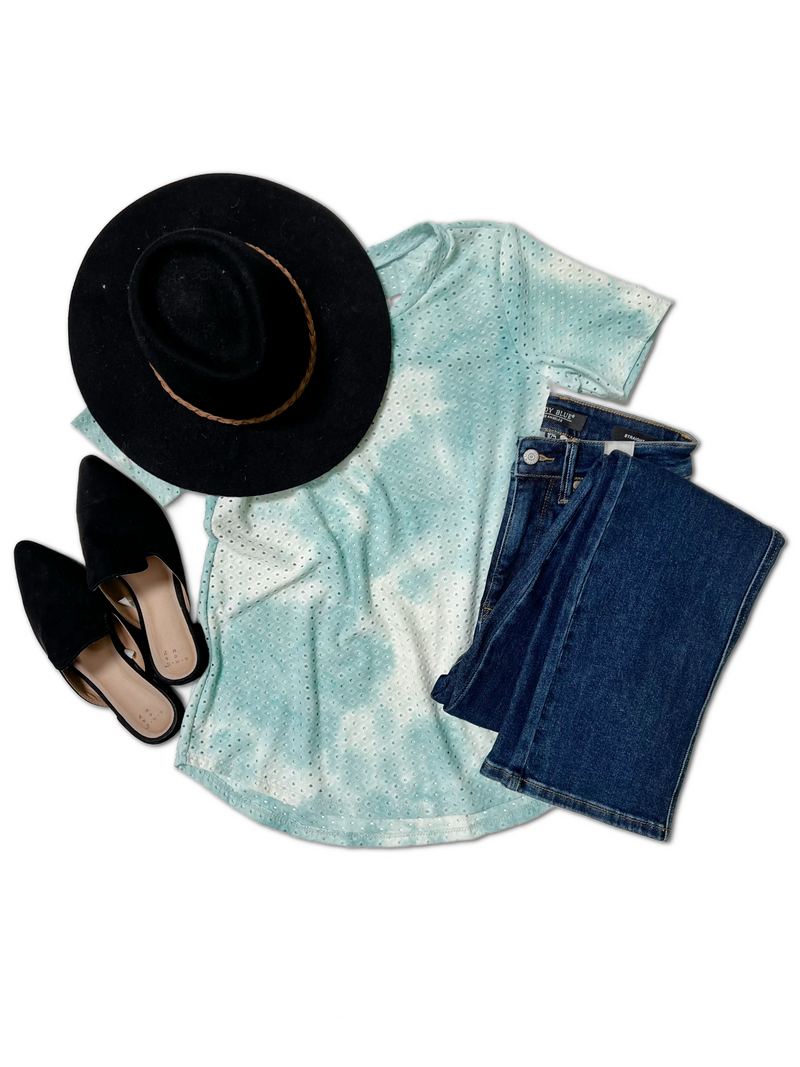 Head In The Clouds - Short Sleeve  OOTD Boutique Simplified   