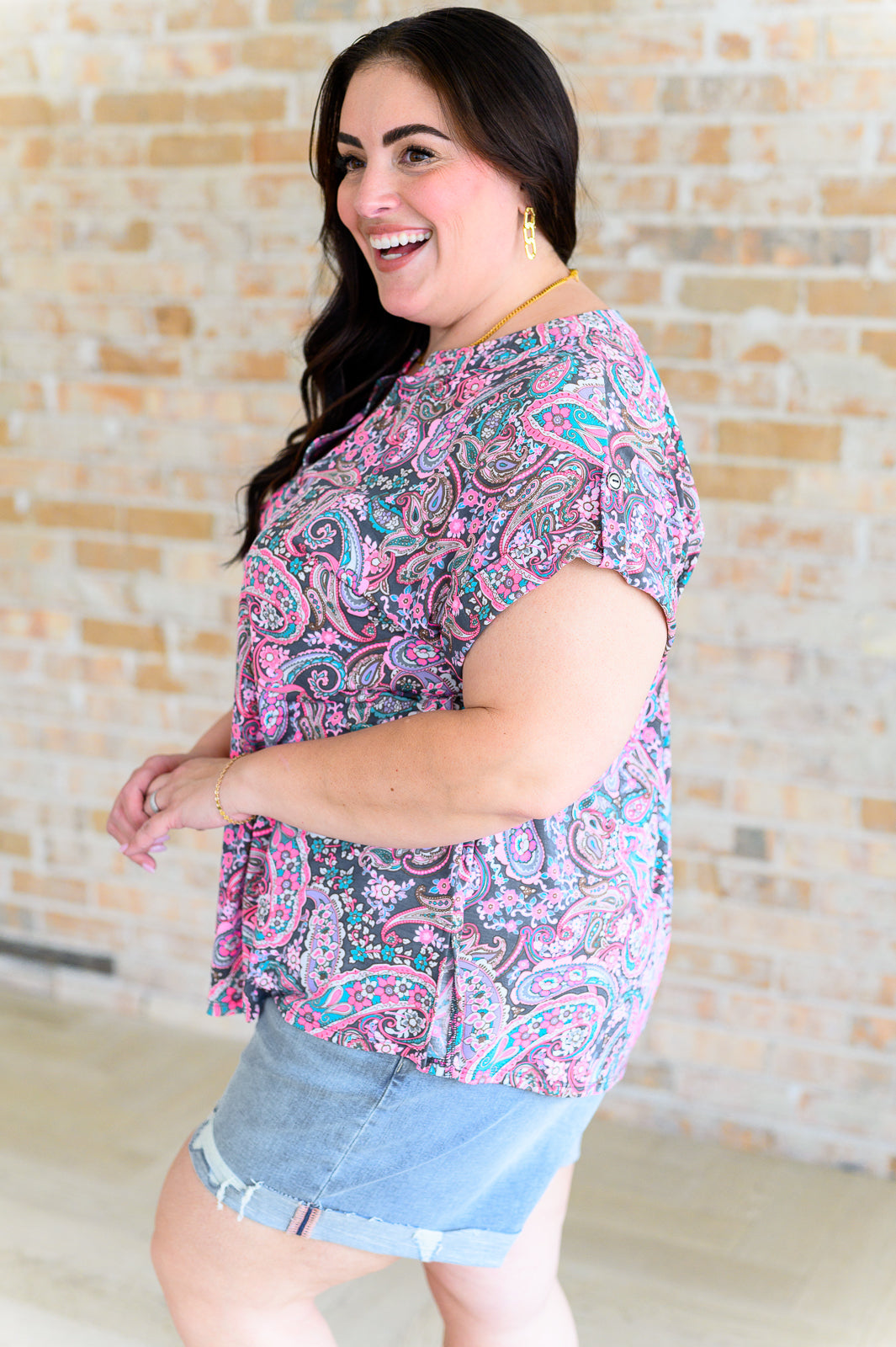 Lizzy Cap Sleeve Top in Charcoal and Pink Paisley Tops Ave Shops   