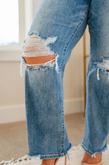 Rose High Rise 90's Straight Jeans in Light Wash Womens Ave Shops   