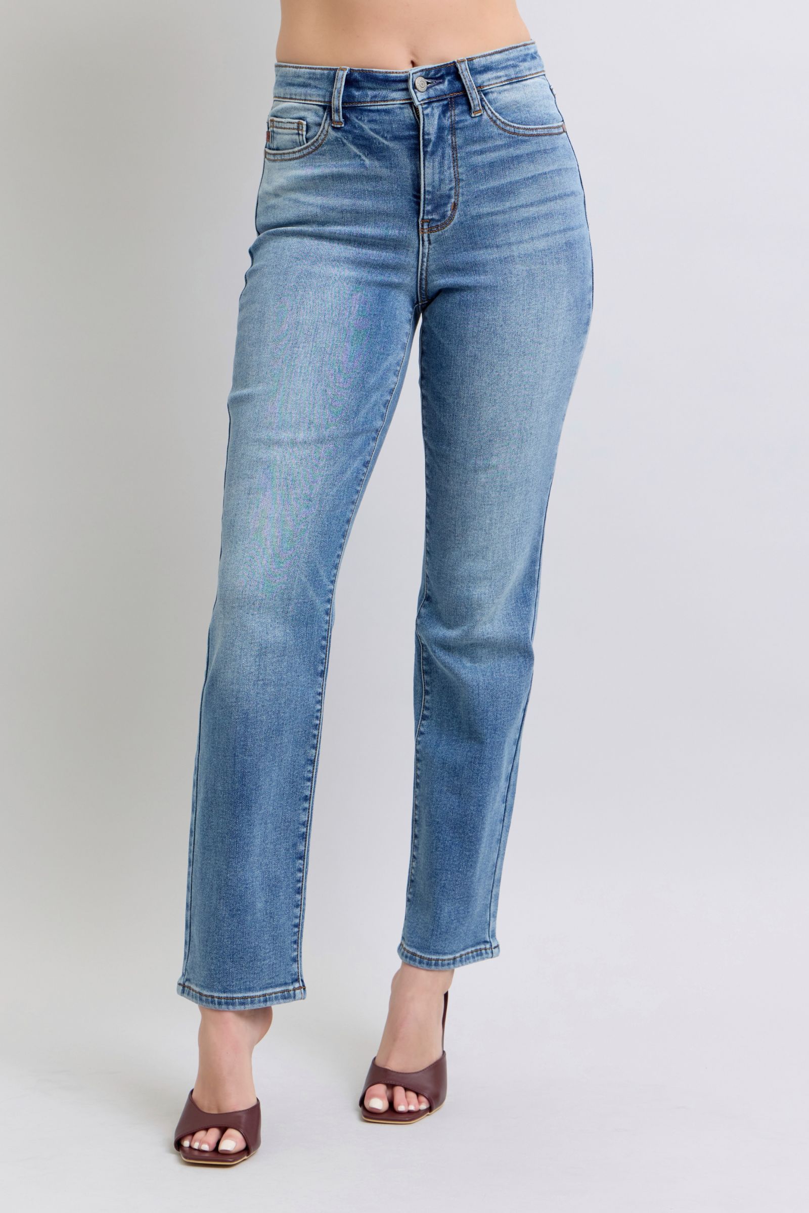 Judy Blue Full Size Wash Thermal Straight Jeans with Pockets