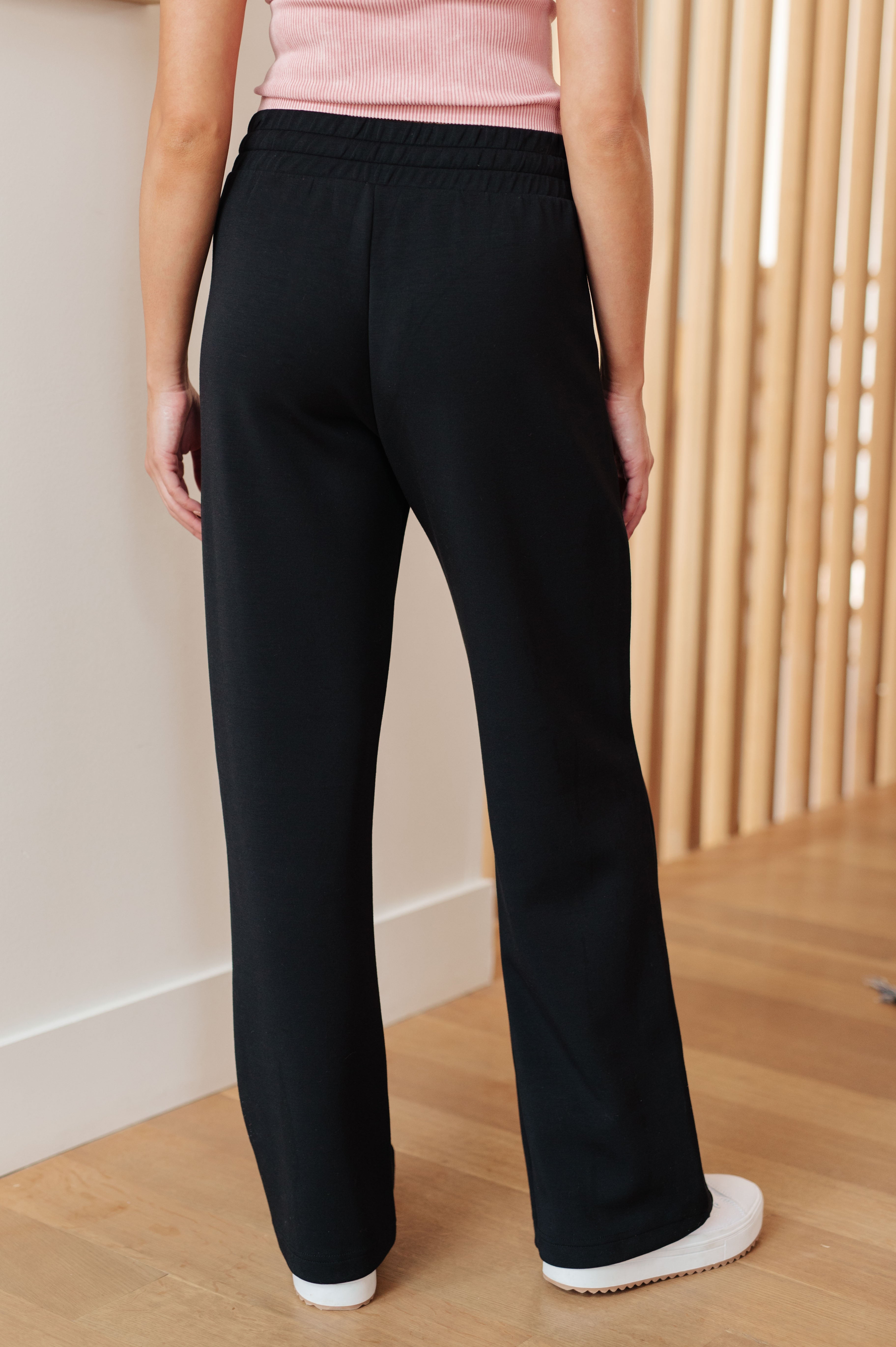 Handle That Straight Leg Pants Womens Ave Shops   