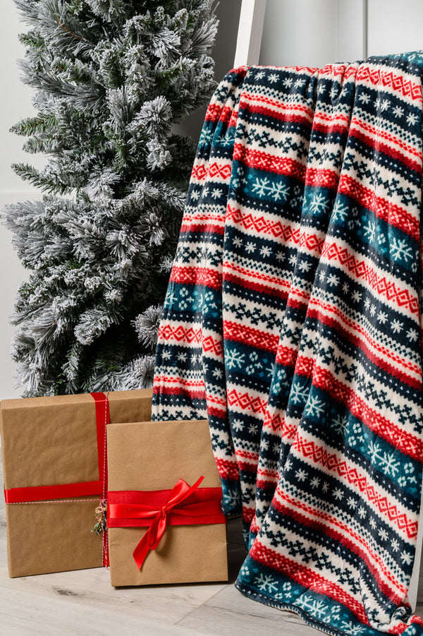 Holiday Fleece Blanket in Sweater Knit Womens Ave Shops   