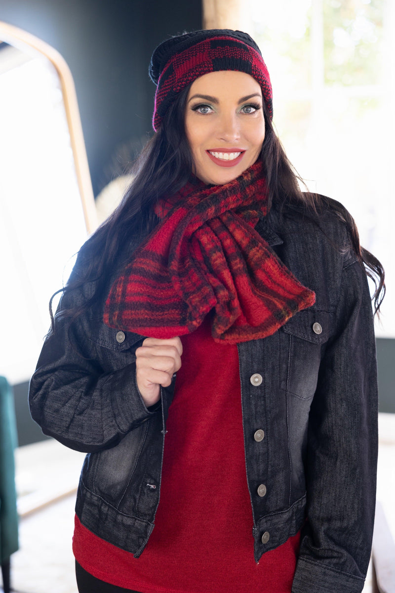 Cuddly Plaid Scarf  Boutique Simplified   