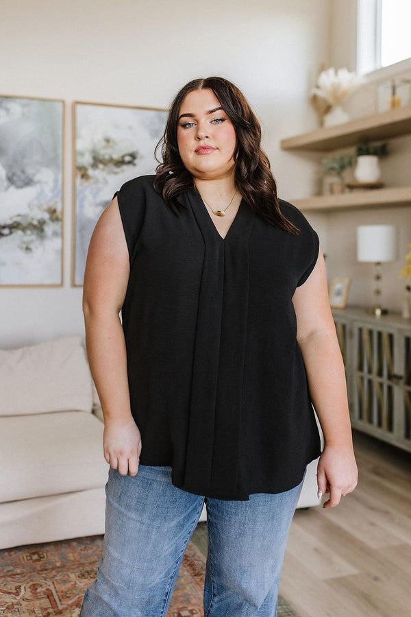 Elevate Everyday Blouse in Black Womens Ave Shops   