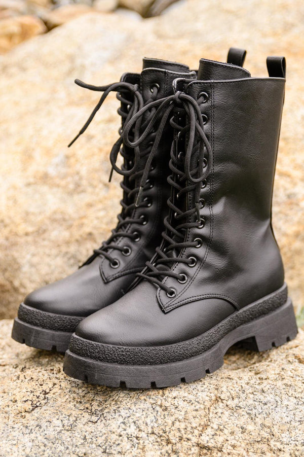 Fresh Feels Combat Boots In Black Womens Ave Shops   