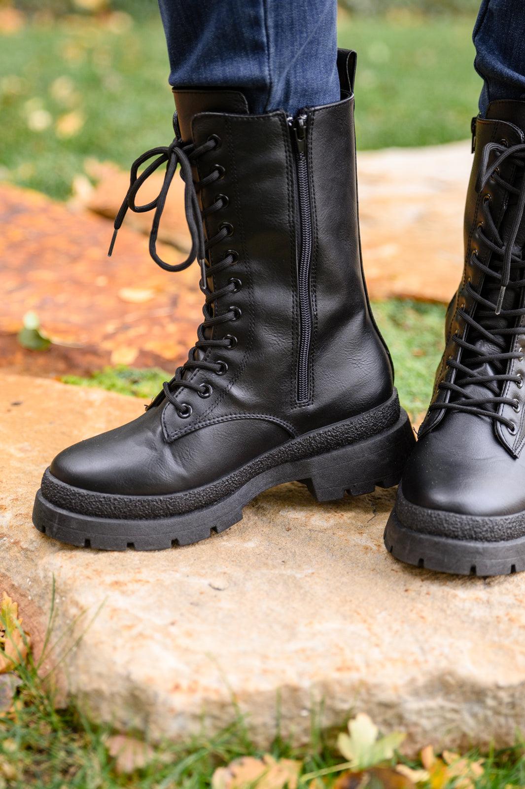 Fresh Feels Combat Boots In Black Womens Ave Shops   