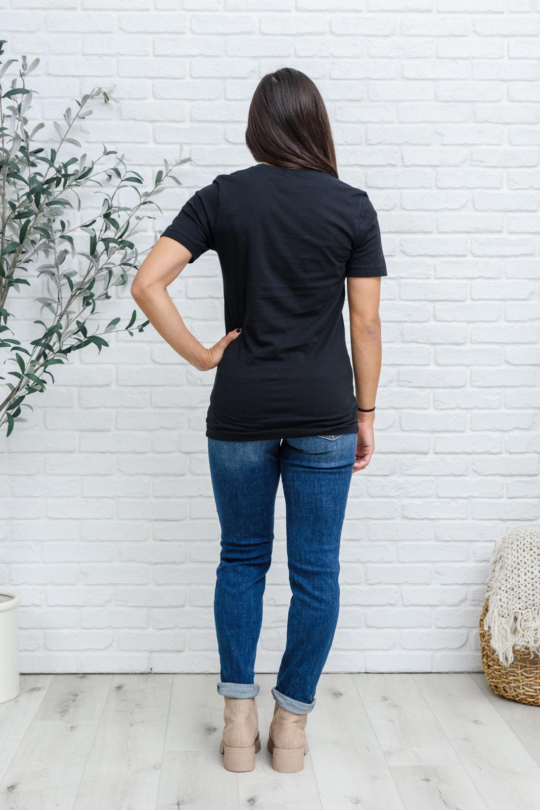 Grateful Heart Graphic Tee In Black Womens Ave Shops   