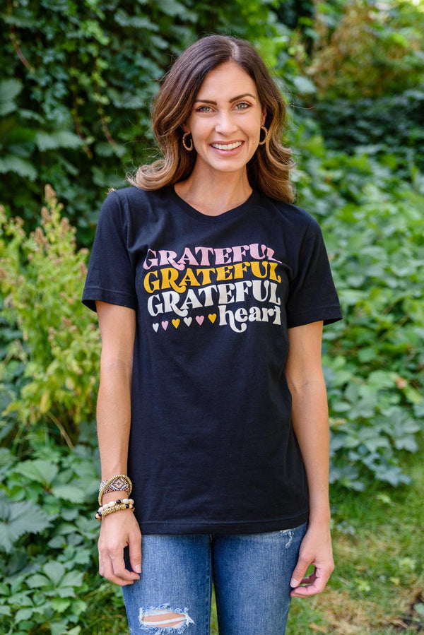 Grateful Heart Graphic Tee In Black Womens Ave Shops   