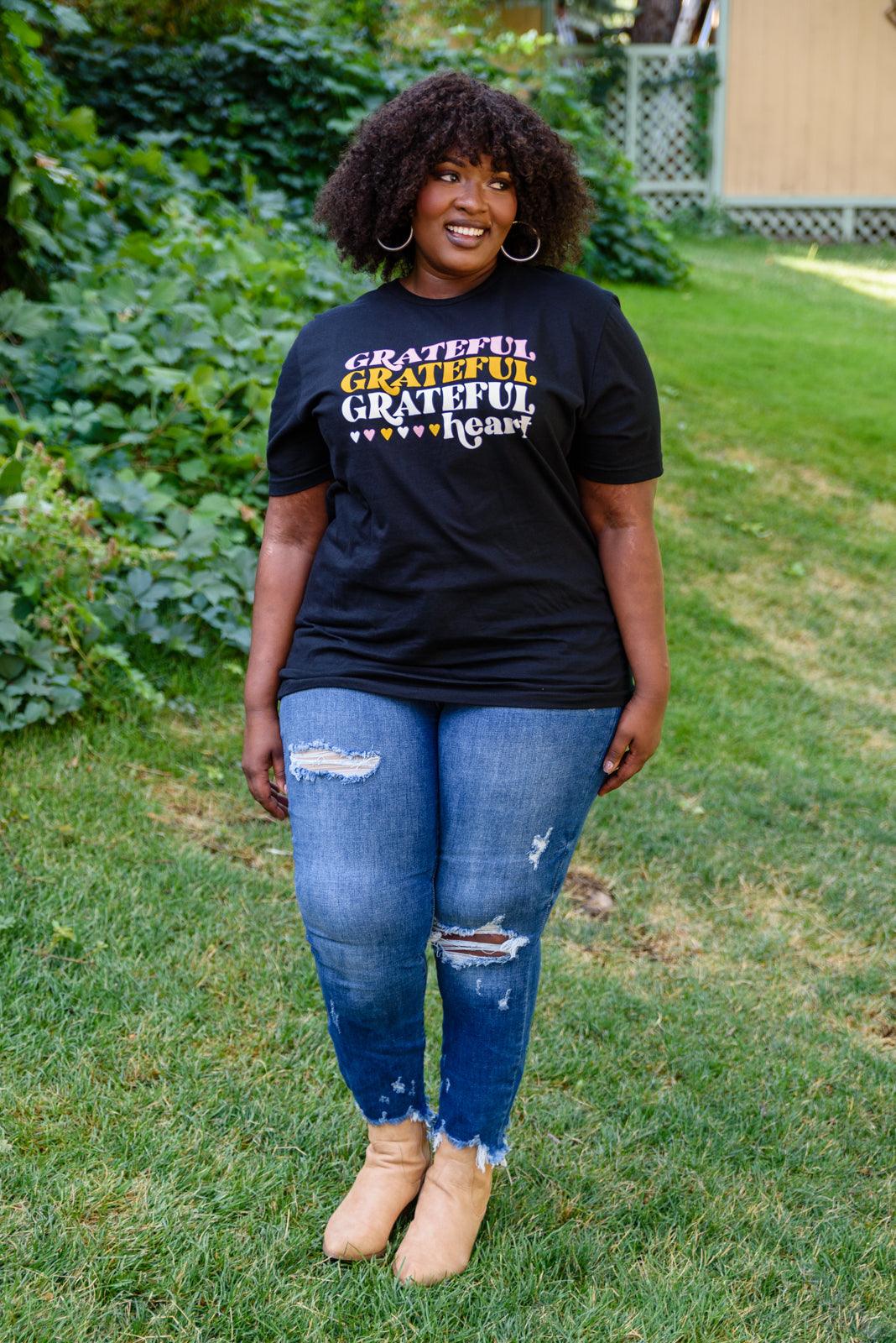 Grateful Heart Graphic Tee In Black Womens Ave Shops   