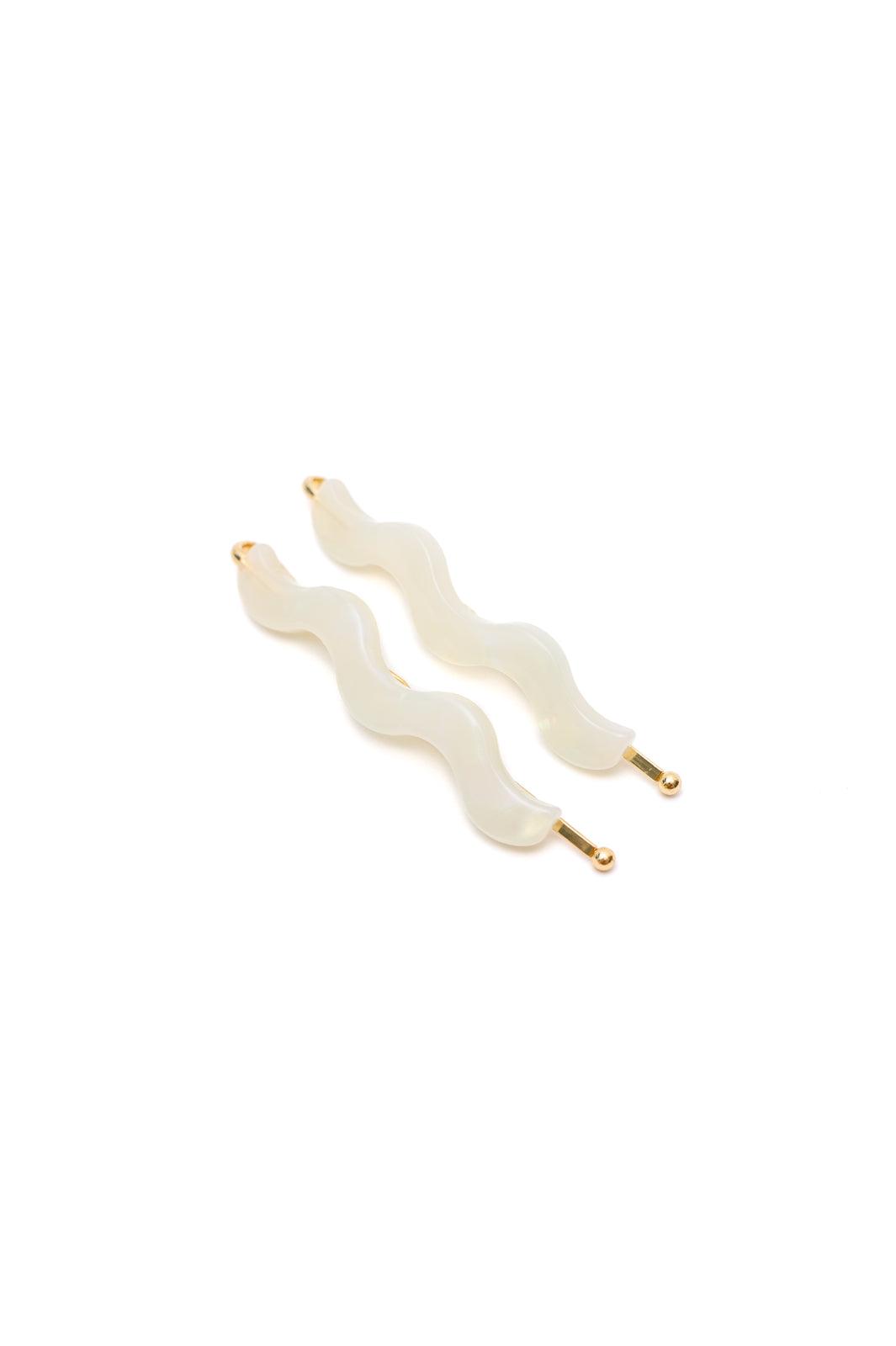 Sleek Waves Hair Clip in White Tortoise Womens Ave Shops   