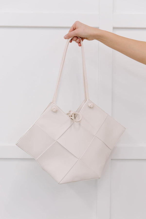 Woven Tote in White Womens Ave Shops   